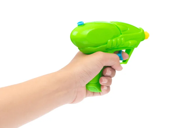 Ręka gospodarstwa zabawka plastikowy pistolet wodny izolowane na białym tle — Zdjęcie stockowe