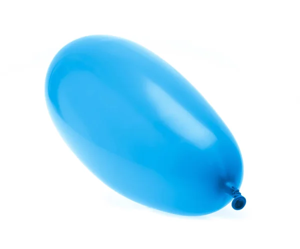 Balão azul isolado sobre um fundo branco — Fotografia de Stock