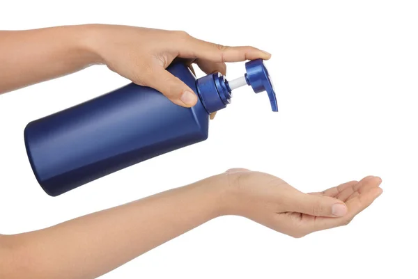 Handen pompen shampoo uit fles geïsoleerd op witte backgro — Stockfoto