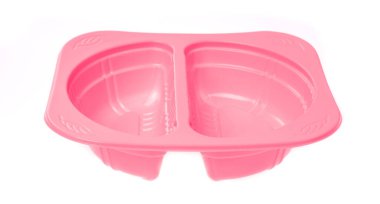 Plastik yiyecek kabı beyaz arkaplanda izole edildi