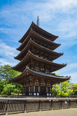 Japonya, Nara 'daki Kofukuji tapınağının beş katlı tapınağı.