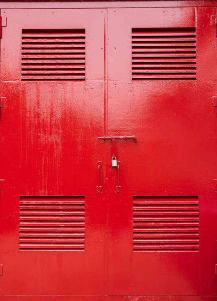 Red steel of door — 图库照片