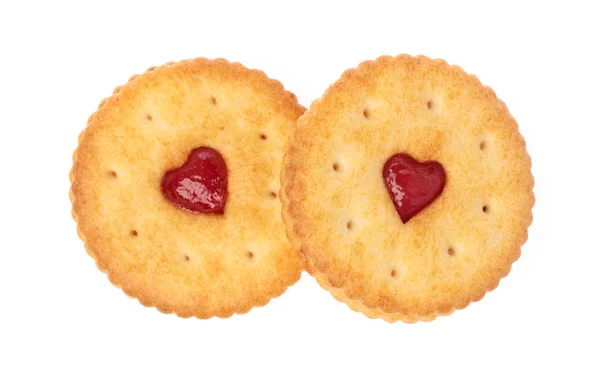Biscoitos redondos ou biscoitos com coração com cre de morango — Fotografia de Stock