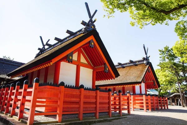 Osaka, Japan - MAY 10, 2018: Sumiyoshi Grand Shrine (Sumiyoshi-t — Stock Photo, Image