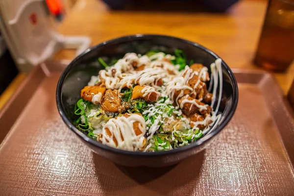Teriyaki rice in a bowl. — Stockfoto