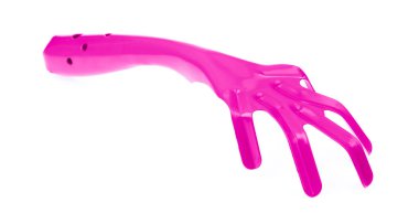 Pembe bahçe tırmığı beyaz arkaplanda izole edilmiş