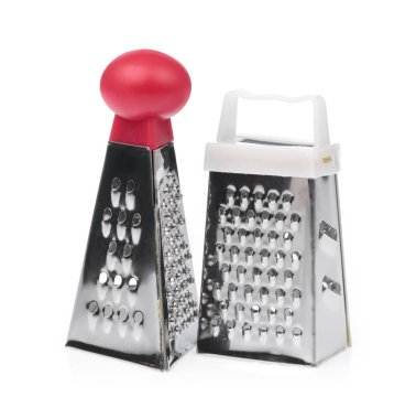 Beyaz arka planda izole edilmiş baharat şişeleri