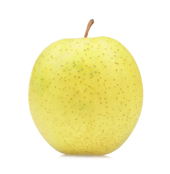 Японское яблоко на белом фоне — стоковое фото