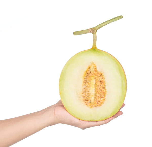 Mano sosteniendo la rebanada de melón melón maduro, aislado en la espalda blanca — Foto de Stock