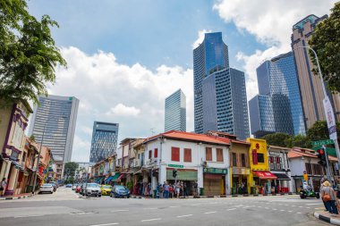 Singapur - 19 Şubat 2017: Kampong Glam 'da Hacı Sokağı.