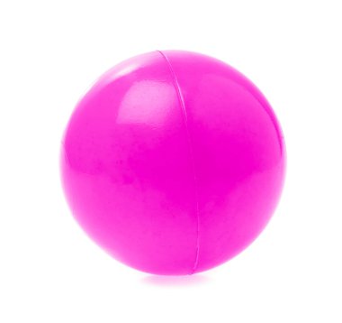 Beyaz arka planda izole edilmiş plastik top oyuncağı