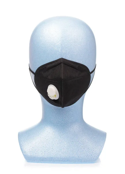 Beschermende gezichtsmasker met mannequin hoofd geïsoleerd op witte rug — Stockfoto