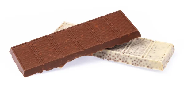 Bílá čokoláda s čokoládovými tyčinkami izolovaná na bílém bac — Stock fotografie