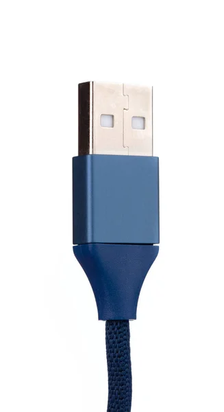 Синий USB-молния мобильный кабель зарядки изолирован на белом фоне — стоковое фото