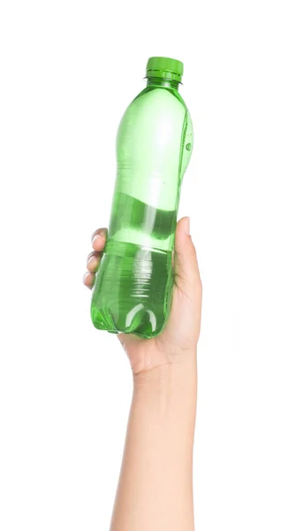 Hand Houden Plastic Fles Beluchte Frisdrank Geïsoleerd Witte Achtergrond — Stockfoto