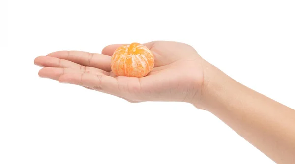 Kéz gazdaság narancs elszigetelt fehér háttér — Stock Fotó