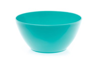 Beyaz arka plan üzerinde izole boş yeşil plastik kase