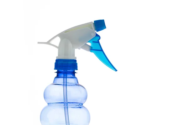 Spray garrafa de plástico isolado no fundo branco — Fotografia de Stock