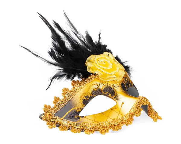 Красивая карнавальная маска с перышком, изолированным на белой спине — стоковое фото