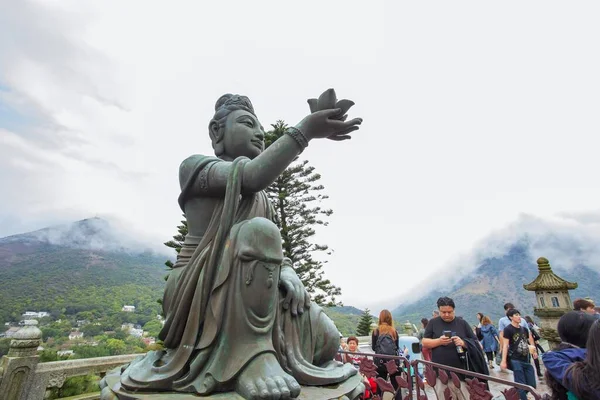 Hong Kong - March 21, 2016:Buddha Statues at Tian Tan Buddha at — Stock Photo, Image