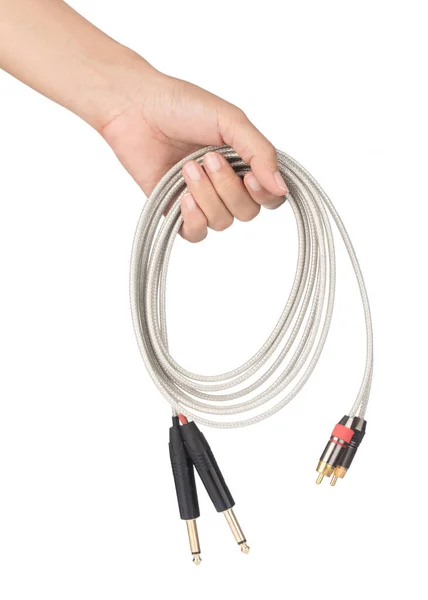 손에 모노 플러그 오디오 커넥터를 들고 백인 백그로 에서 분리 — 스톡 사진