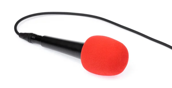 Accessoires éponge rouge sur microphone tête isolé sur le dos blanc — Photo