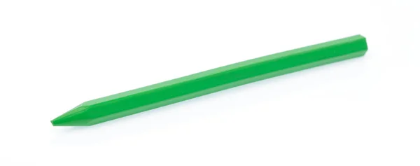 Lápis de cera de lápis verde isolado em fundo branco — Fotografia de Stock