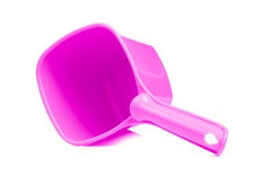 Beyaz arka planda izole edilmiş plastik kase banyosu.