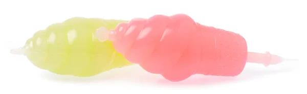Jelly v plastových nádobách ve tvaru zmrzliny izolované na bílém ba — Stock fotografie