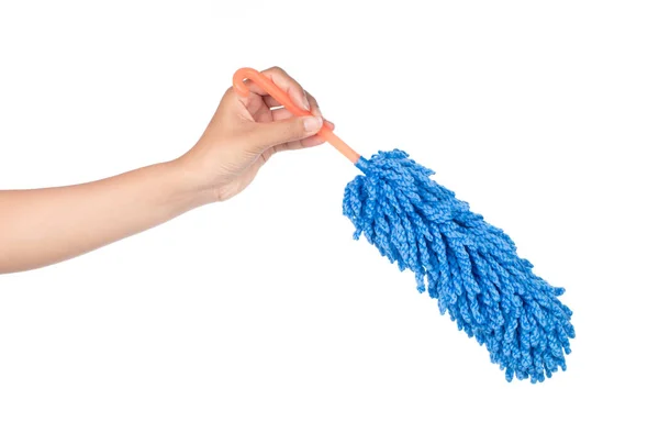 Hand vasthouden Blauwe stofdoek microvezel voor het reinigen van het huis isola — Stockfoto