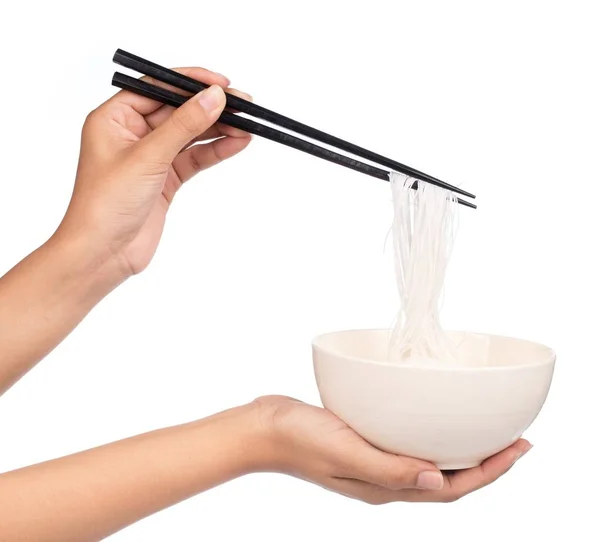 Mano Che Tiene Rice Noodles Con Bacchette Una Ciotola Isolata — Foto Stock