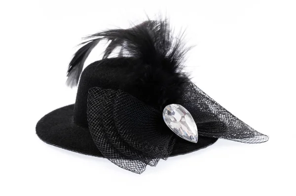 Chapeau Noir Avec Plume Ruban Isolé Sur Fond Blanc — Photo