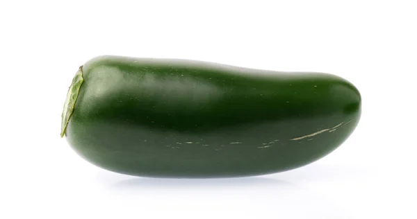 Grön Chili Peppar Isolerad Vit Bakgrund — Stockfoto