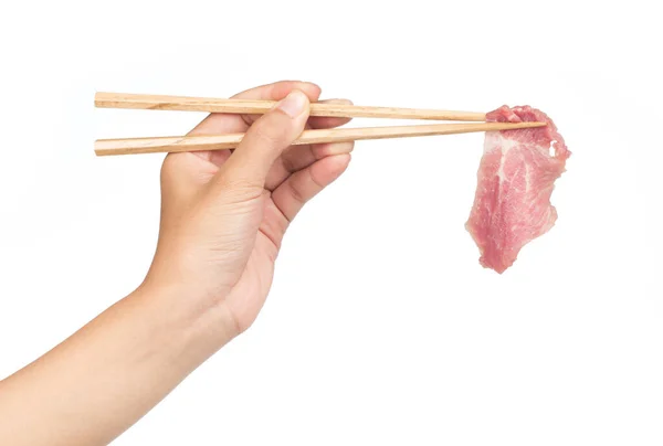Mão Segurando Carne Fresca Por Pauzinhos Isolados Sobre Fundo Branco — Fotografia de Stock