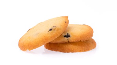 Beyaz arkaplanda izole edilmiş tereyağlı kurabiyeler