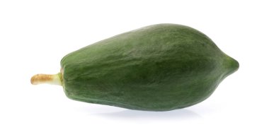 yeşil papaya beyaz arkaplanda izole
