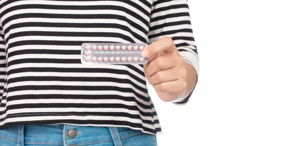 Hand Hält Geburtenkontrollpille Isoliert Auf Weißem Hintergrund — Stockfoto