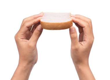 Beyaz arka planda izole edilmiş üzümlü ekmek..