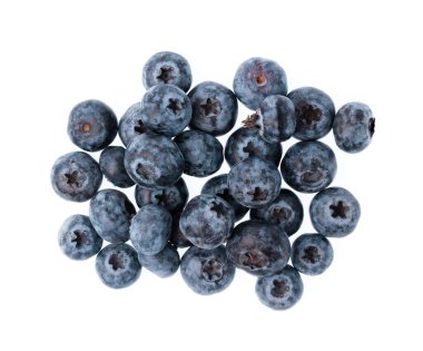 Beyaz arka plan üzerinde izole yaban mersini meyve