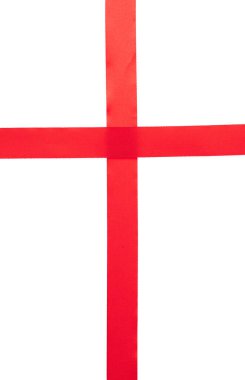 kırmızı kurdele beyaz arkaplanda izole edildi. 