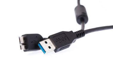 USB ve USB3.0 Bağlantısı beyaz arkaplanda izole edildi