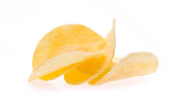 Patates cipsi beyaz arkaplanda izole