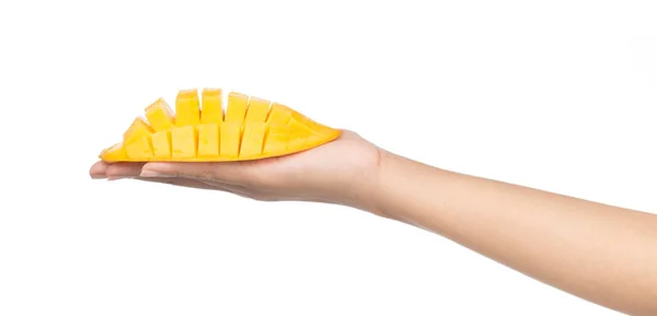 Mano Sosteniendo Mango Rebanada Cortada Cubos Aislados Sobre Fondo Blanco — Foto de Stock