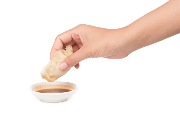 Mano Che Tiene Wonton Con Salsa Acida Isolata Sfondo Bianco — Foto Stock