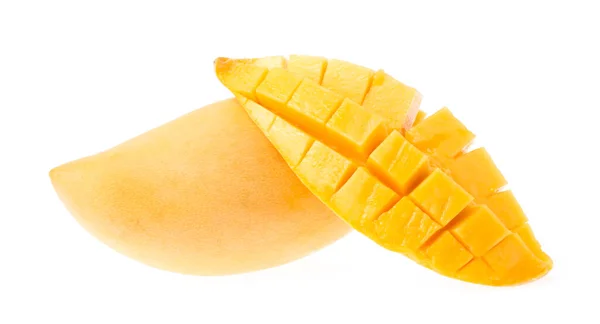 Mango Dilim Beyaz Zemin Üzerine Izole Küp Kesilmiş — Stok fotoğraf
