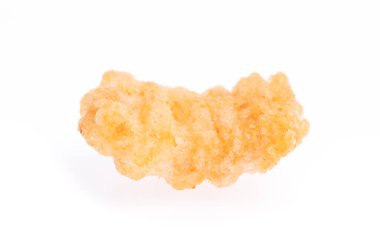 Beyaz arka planda izole edilmiş mısır gevreği.