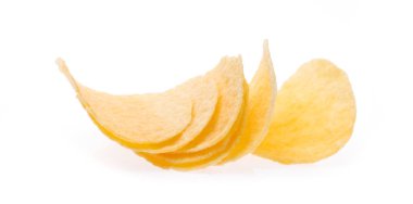 Patates cipsi beyaz arkaplanda izole
