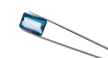 Aquamarine beyaz arkaplanda izole edildi