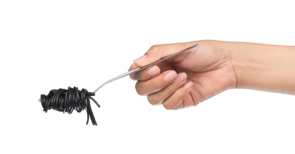 Hand Hålla Rulle Svart Pasta Spaghetti Gaffel Isolerad Vit Bakgrund — Stockfoto