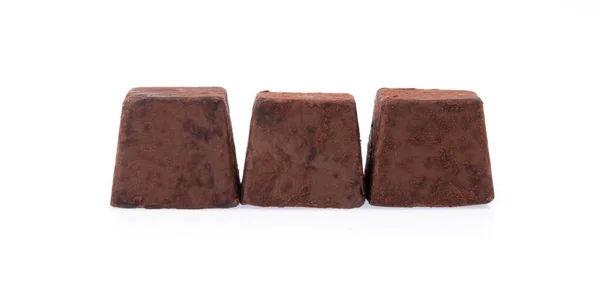 Chocolade Truffels Tegen Geïsoleerde Witte Achtergrond — Stockfoto